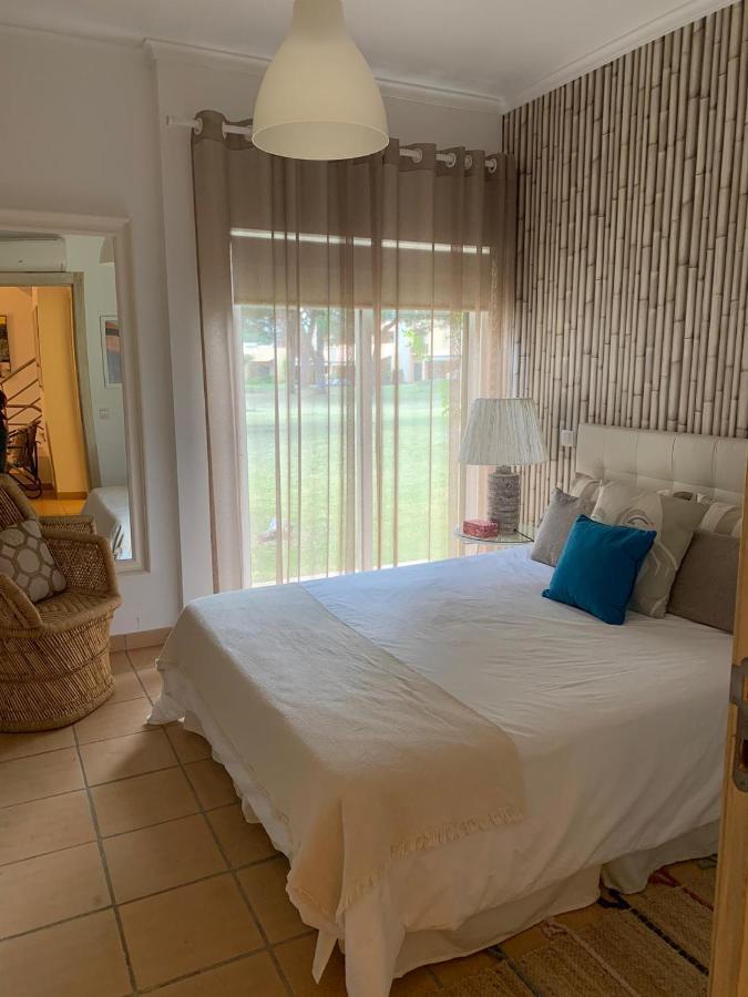 Casa De Ferias Com Piscina - Condominio Vilamouratenis Bagian luar foto